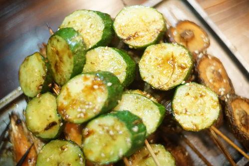 吃瓜在烤瓜,吃瓜群众的夏日狂欢