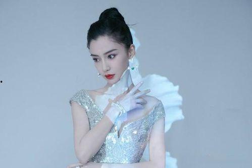 明星凌晨,揭秘明星深夜生活点滴