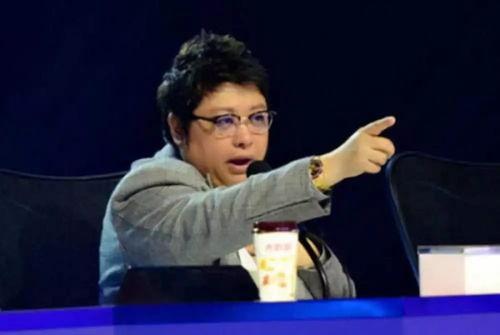 娱乐吃瓜小将韩红,娱乐圈的吃瓜小将，揭秘明星幕后故事