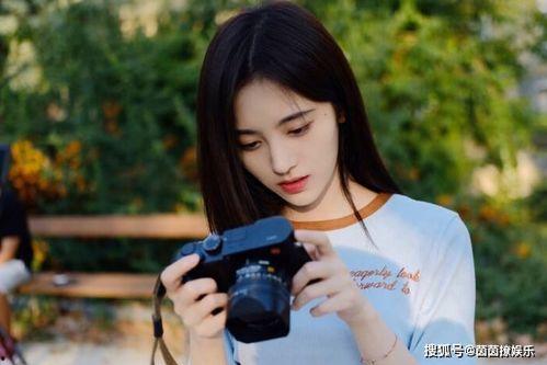 娱乐圈吃瓜鞠婧祎,娱乐圈的瓜田,她如何成为焦点?